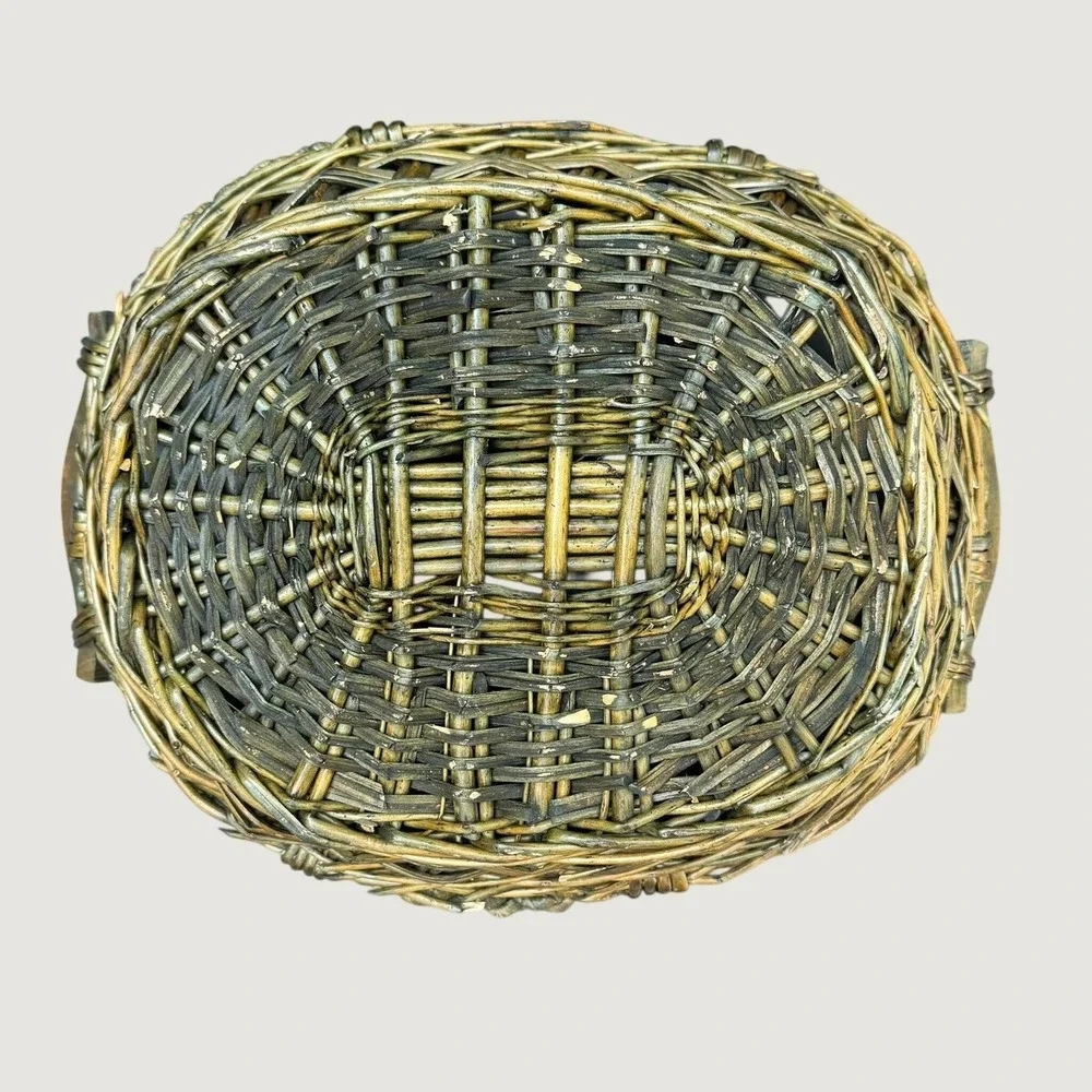 Rustic Woven Wicker Basket with Braided Vine Rim and Wooden Handles Oval Tray